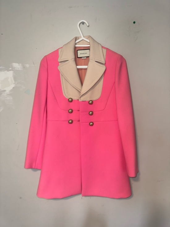 Gucci Jackets & Blazers - Gucci Pink Wool Blend Pea Coat with Cream Contrast Collar